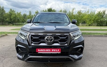Toyota Land Cruiser Prado 150 рестайлинг 2, 2021 год, 6 500 000 рублей, 3 фотография
