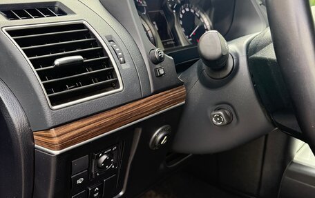 Toyota Land Cruiser Prado 150 рестайлинг 2, 2021 год, 6 500 000 рублей, 13 фотография