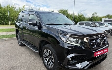 Toyota Land Cruiser Prado 150 рестайлинг 2, 2021 год, 6 500 000 рублей, 2 фотография