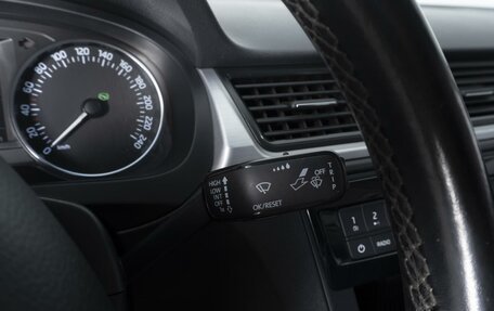 Skoda Rapid I, 2015 год, 909 000 рублей, 14 фотография