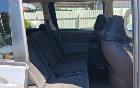 Toyota Voxy II, 2009 год, 1 300 000 рублей, 6 фотография