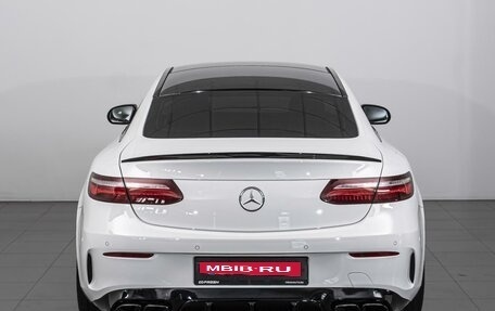 Mercedes-Benz E-Класс, 2019 год, 4 399 000 рублей, 4 фотография
