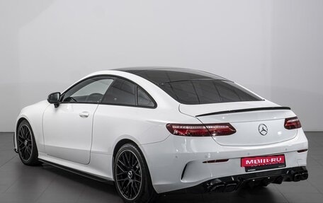 Mercedes-Benz E-Класс, 2019 год, 4 399 000 рублей, 2 фотография