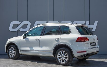 Volkswagen Touareg III, 2012 год, 2 100 000 рублей, 2 фотография