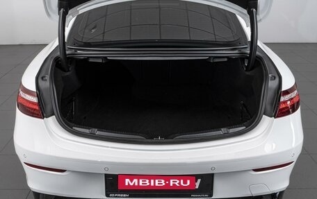 Mercedes-Benz E-Класс, 2019 год, 4 399 000 рублей, 24 фотография