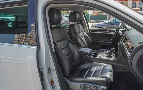Volkswagen Touareg III, 2012 год, 2 100 000 рублей, 8 фотография