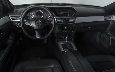 Mercedes-Benz E-Класс, 2010 год, 1 699 000 рублей, 6 фотография