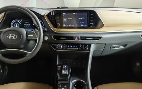Hyundai Sonata VIII, 2021 год, 2 615 000 рублей, 13 фотография