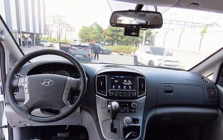 Hyundai Grand Starex Grand Starex I рестайлинг 2, 2020 год, 2 850 300 рублей, 4 фотография