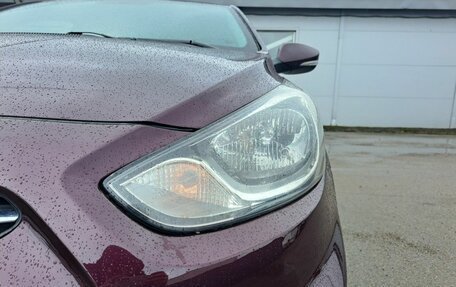 Hyundai Solaris II рестайлинг, 2012 год, 919 000 рублей, 21 фотография