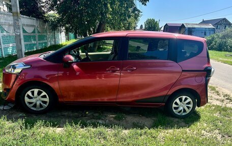 Toyota Sienta II, 2017 год, 1 450 000 рублей, 6 фотография