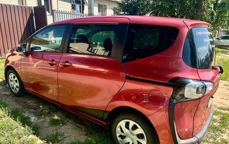 Toyota Sienta II, 2017 год, 1 450 000 рублей, 5 фотография