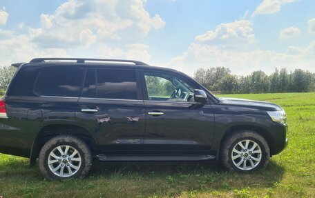 Toyota Land Cruiser 200, 2019 год, 8 900 000 рублей, 5 фотография