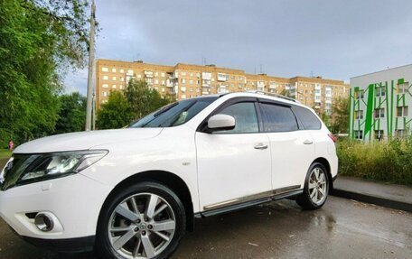Nissan Pathfinder, 2015 год, 1 750 000 рублей, 4 фотография