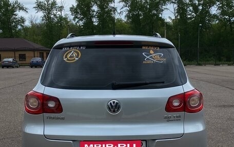 Volkswagen Tiguan I, 2011 год, 1 000 000 рублей, 2 фотография