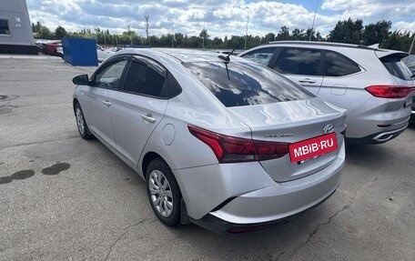 Hyundai Solaris II рестайлинг, 2021 год, 1 477 000 рублей, 2 фотография