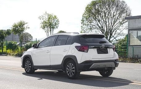 Toyota Yaris XP150 рестайлинг, 2021 год, 1 100 000 рублей, 9 фотография
