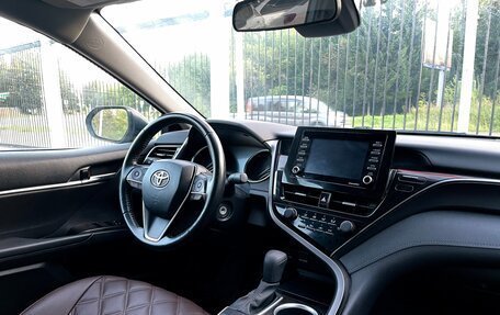 Toyota Camry, 2020 год, 2 249 000 рублей, 9 фотография