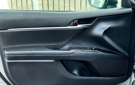 Toyota Camry, 2020 год, 2 249 000 рублей, 17 фотография