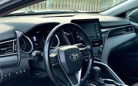 Toyota Camry, 2020 год, 2 249 000 рублей, 8 фотография