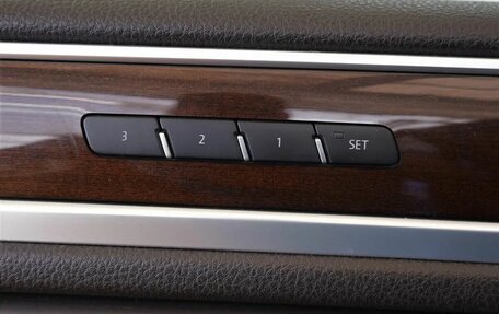 Volkswagen Touareg III, 2015 год, 2 390 000 рублей, 13 фотография
