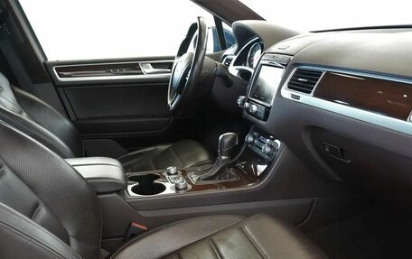Volkswagen Touareg III, 2015 год, 2 390 000 рублей, 16 фотография