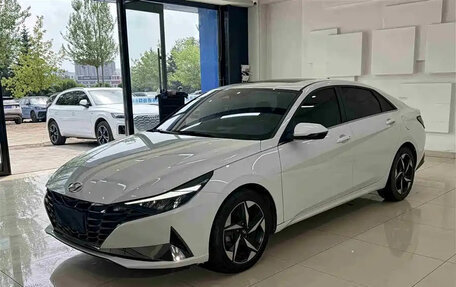 Hyundai Elantra, 2022 год, 1 150 000 рублей, 1 фотография