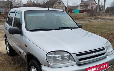 Chevrolet Niva I рестайлинг, 2003 год, 570 000 рублей, 1 фотография