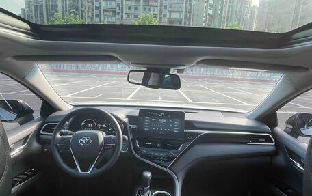 Toyota Camry, 2021 год, 2 219 000 рублей, 10 фотография