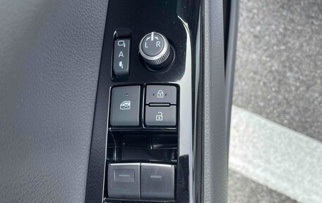 Toyota Camry, 2021 год, 2 219 000 рублей, 15 фотография