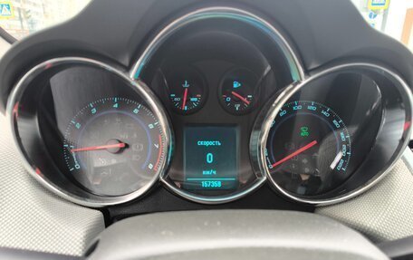 Chevrolet Cruze II, 2010 год, 850 000 рублей, 15 фотография