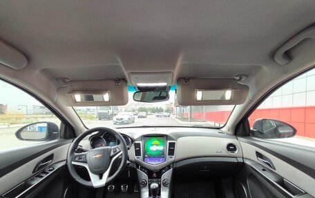 Chevrolet Cruze II, 2010 год, 850 000 рублей, 13 фотография