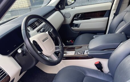 Land Rover Range Rover IV рестайлинг, 2021 год, 9 600 000 рублей, 8 фотография