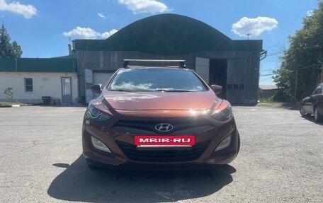 Hyundai i30 II рестайлинг, 2012 год, 1 300 000 рублей, 2 фотография
