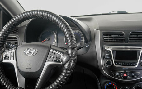 Hyundai Solaris II рестайлинг, 2016 год, 1 049 000 рублей, 13 фотография