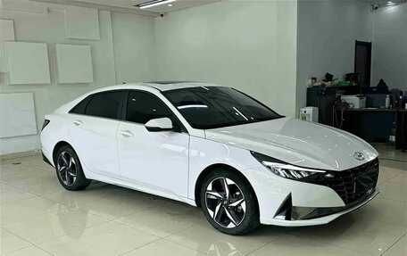 Hyundai Elantra, 2022 год, 1 150 000 рублей, 3 фотография