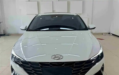 Hyundai Elantra, 2022 год, 1 150 000 рублей, 2 фотография