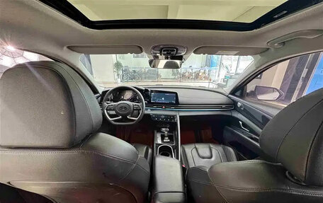 Hyundai Elantra, 2022 год, 1 150 000 рублей, 9 фотография