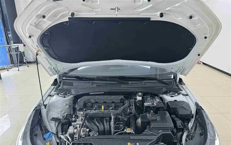 Hyundai Elantra, 2022 год, 1 150 000 рублей, 18 фотография