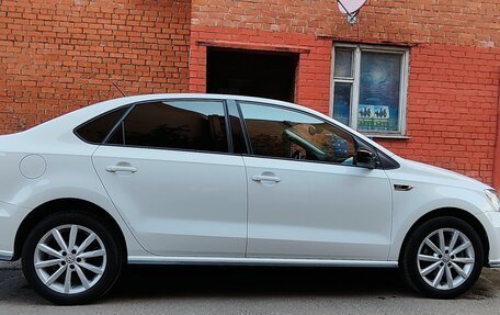 Volkswagen Polo VI (EU Market), 2018 год, 1 990 000 рублей, 4 фотография