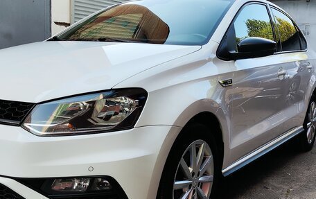 Volkswagen Polo VI (EU Market), 2018 год, 1 990 000 рублей, 8 фотография