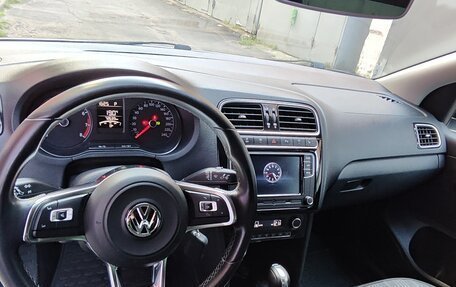 Volkswagen Polo VI (EU Market), 2018 год, 1 990 000 рублей, 9 фотография