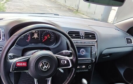 Volkswagen Polo VI (EU Market), 2018 год, 1 990 000 рублей, 7 фотография