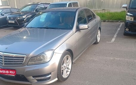 Mercedes-Benz C-Класс, 2011 год, 880 000 рублей, 3 фотография