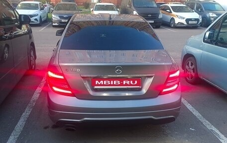 Mercedes-Benz C-Класс, 2011 год, 880 000 рублей, 7 фотография