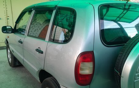 Chevrolet Niva I рестайлинг, 2003 год, 570 000 рублей, 11 фотография