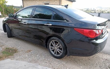 Hyundai Sonata VI, 2012 год, 1 450 000 рублей, 2 фотография