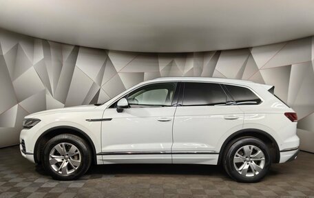 Volkswagen Touareg III, 2019 год, 4 235 000 рублей, 5 фотография