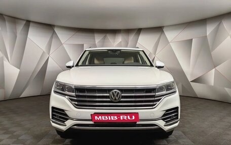 Volkswagen Touareg III, 2019 год, 4 235 000 рублей, 7 фотография