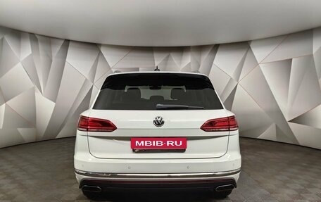 Volkswagen Touareg III, 2019 год, 4 235 000 рублей, 8 фотография
